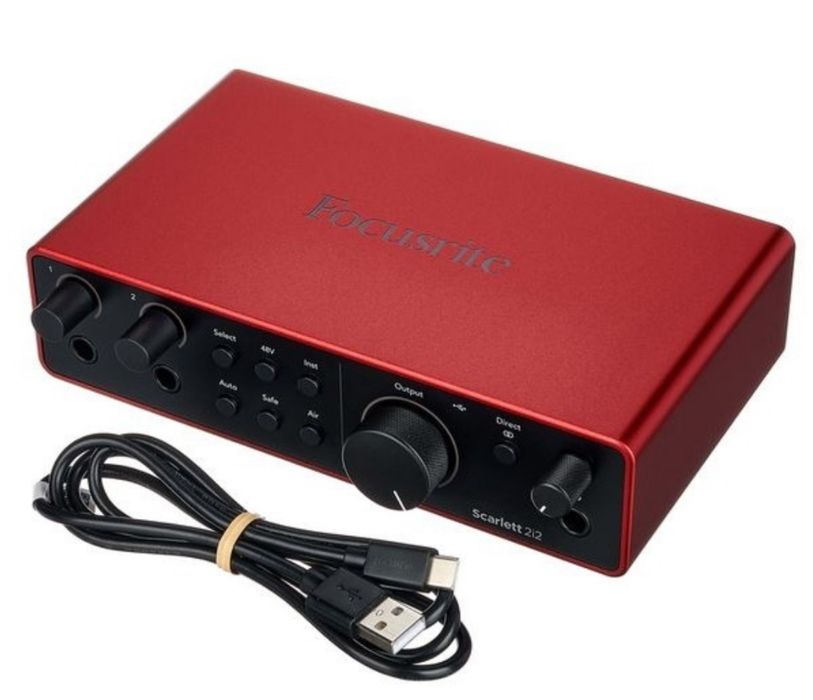 Аудиоинтерфейс Focusrite Scarlett 2i2 (3rd Gen) — как новый!