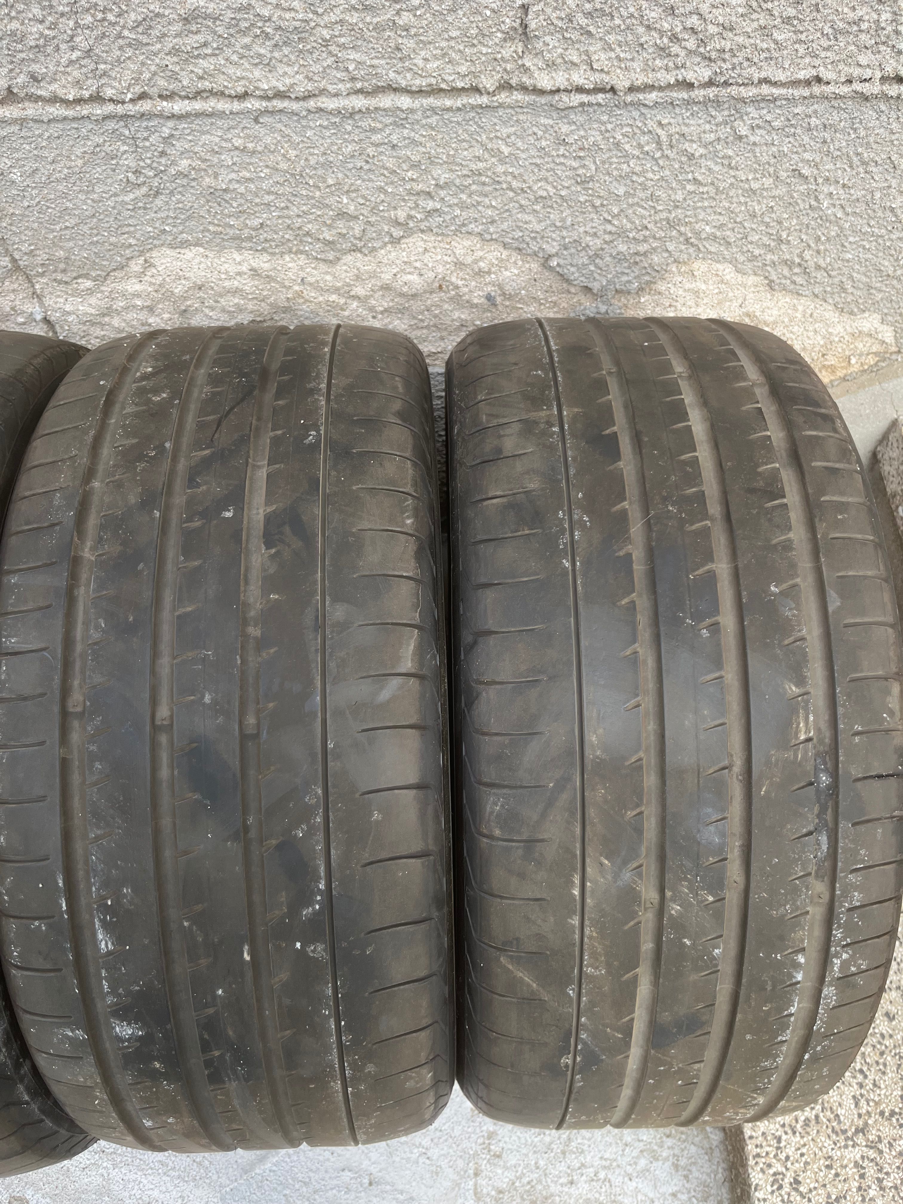 Спорт пакет за BMW Yokohama advan sport v105 /245/45R20 275/40R20