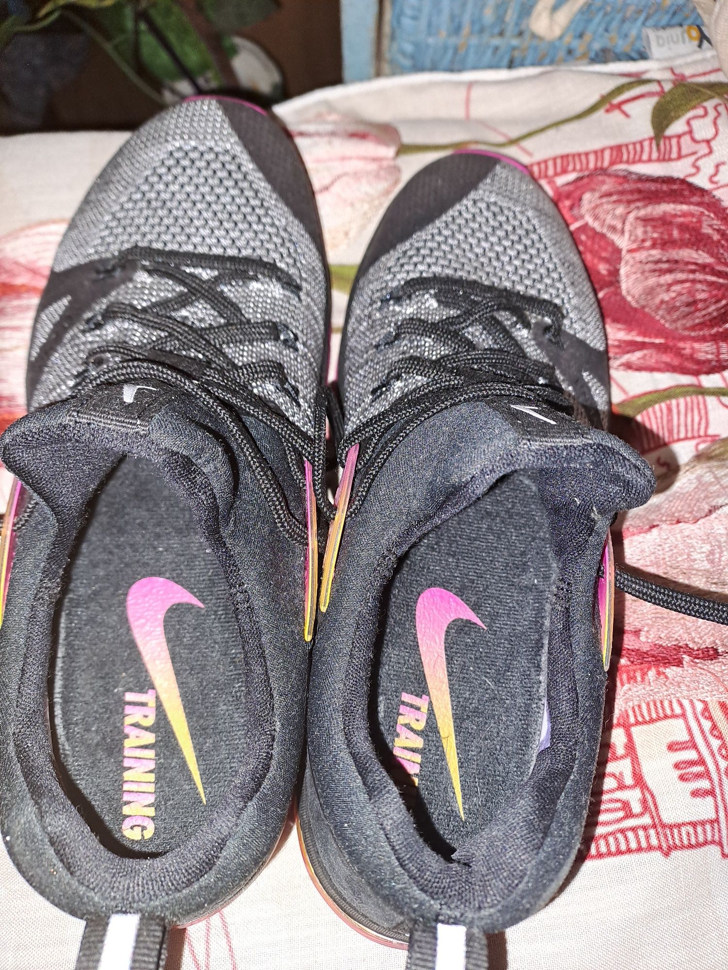 Нови маратонкиTRAINING-MeTCON -NIKE #38.5!