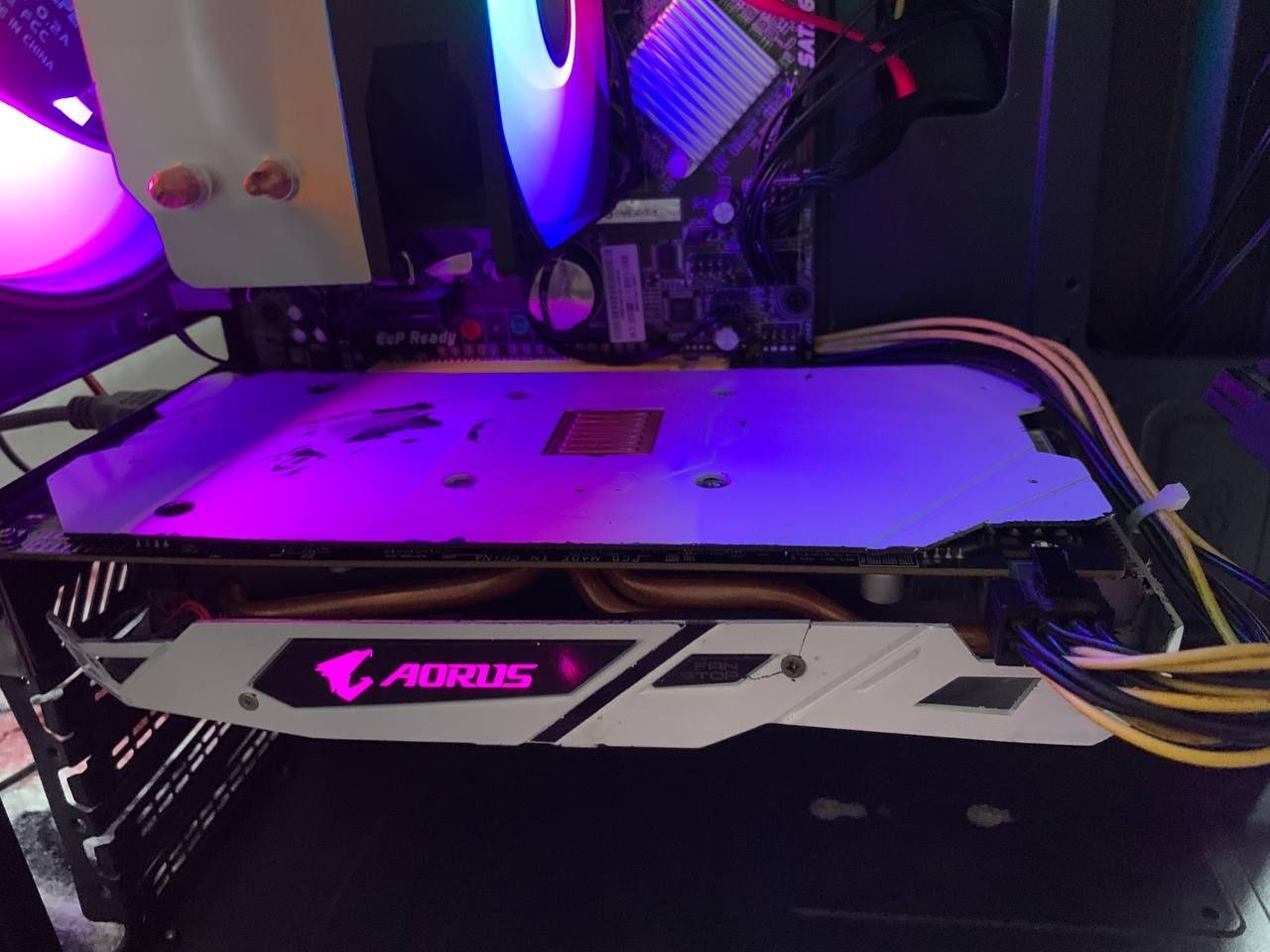 AOURUS RX580 8GB 256BIT DDR5

AORUS RX 580 8G 256bit GDDR5

Xolati yax