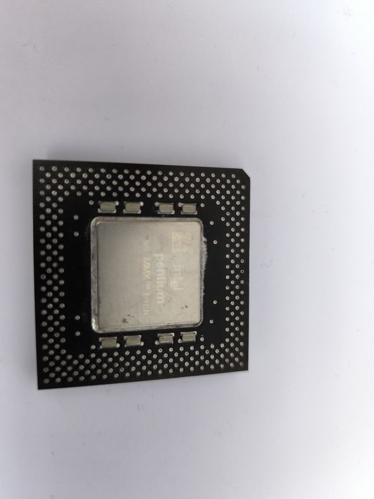 Ретро процесори intel