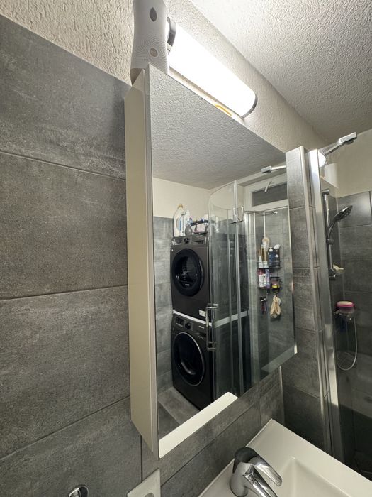 Mobilier baie + lavoar + baterie + dulap cu oglinda