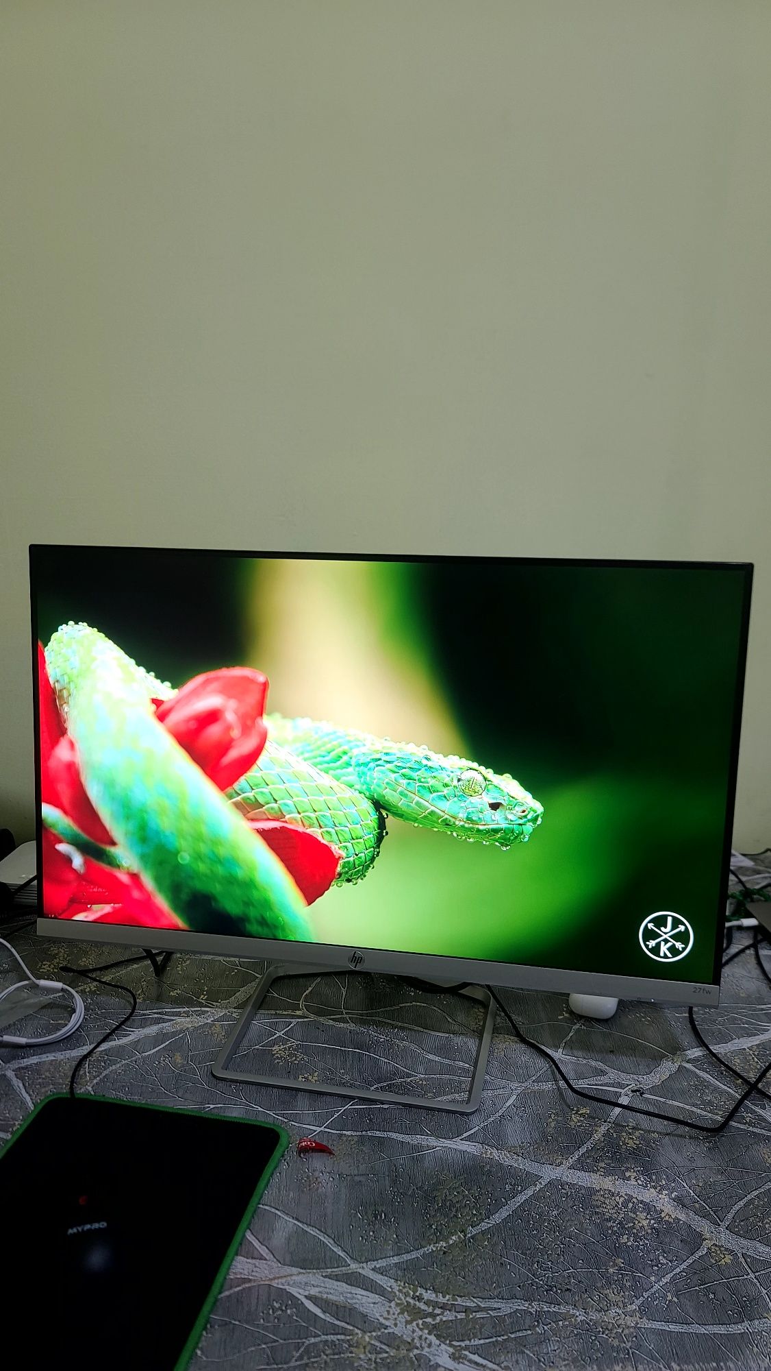 Hp M27f monitor ekran