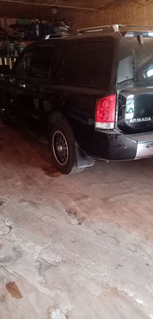 Продам Nissan Armada