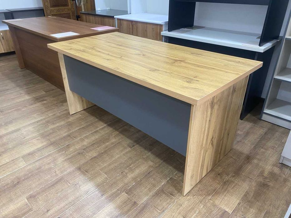 Офисный стол от производителя