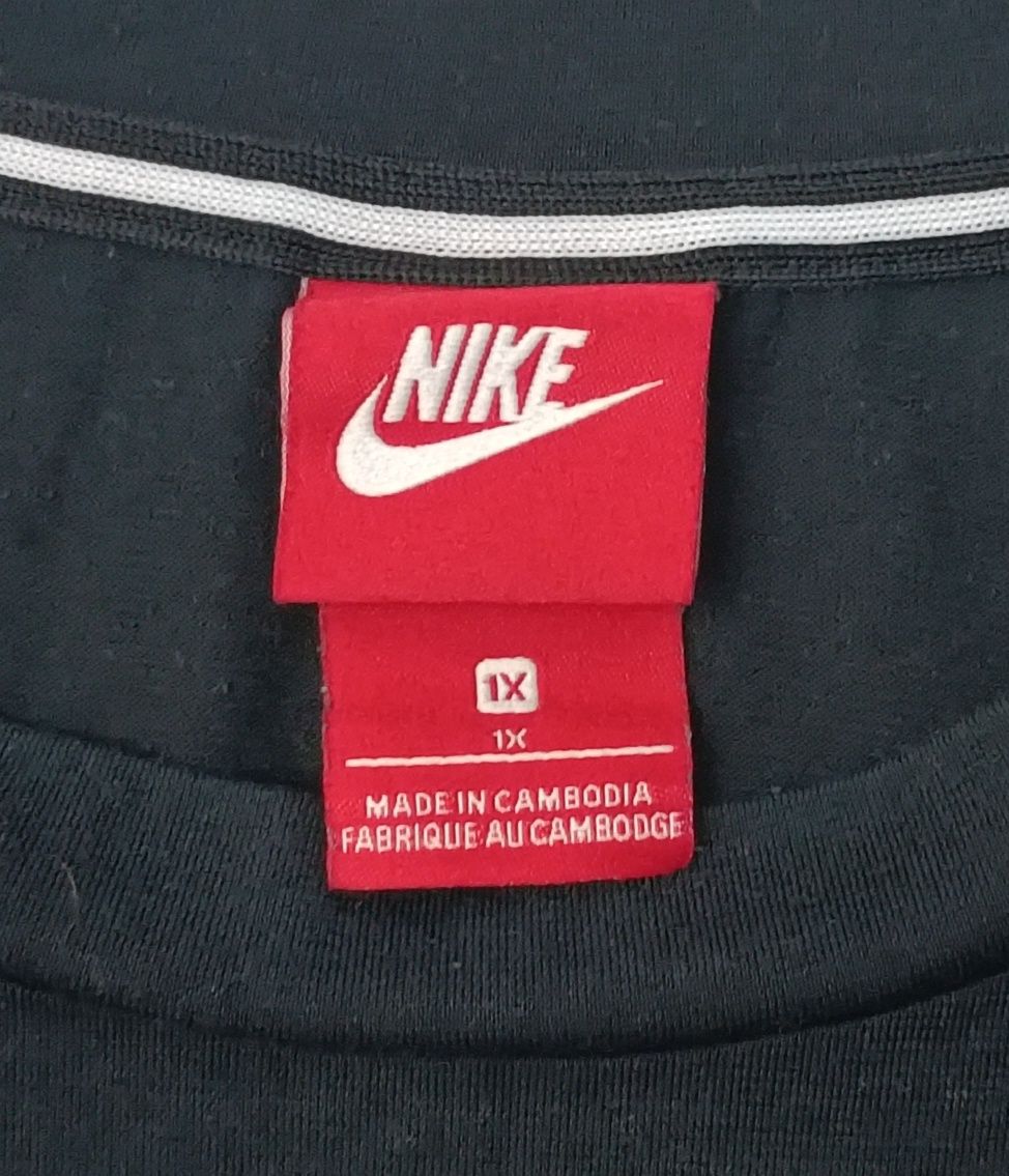 Nike Sportswear Logo Tee оригинална тениска XL Найк спорт фланелка