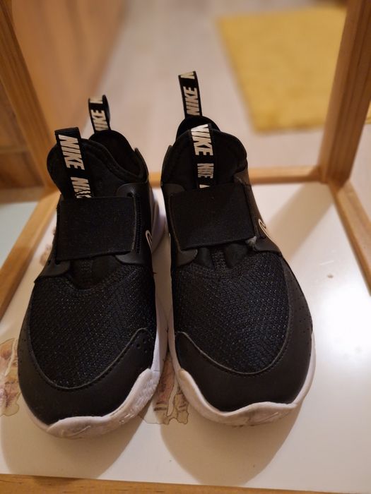 Маратонки Nike 28,5 номер