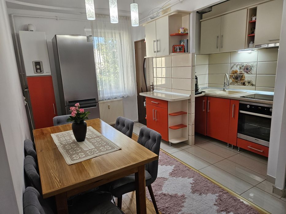 Apartament 2 camere de vânzare