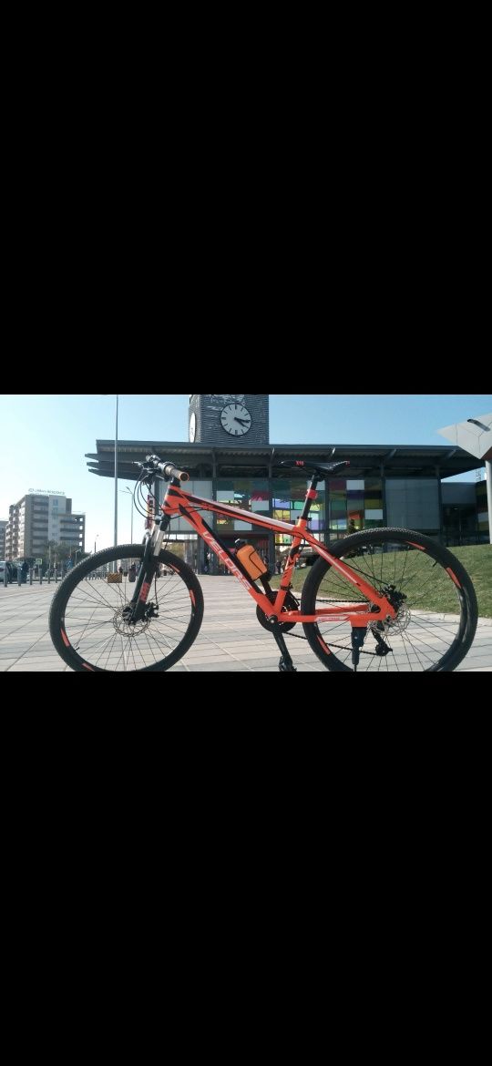 Vând bicicletă velors