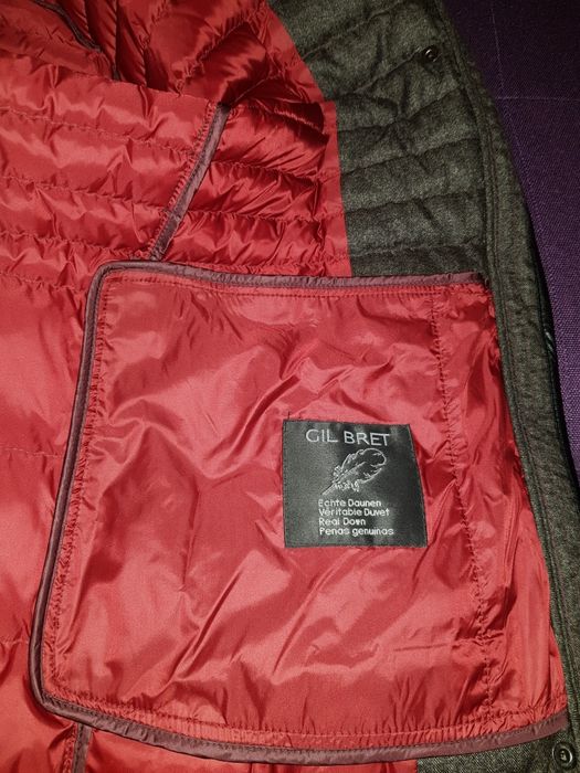 Geaca subtire grena umplutura naturala marimea 44-46, ca noua