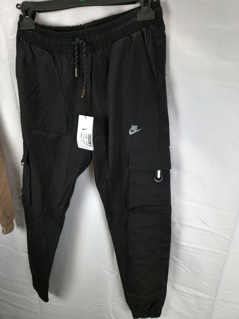 Nike екип шушляк