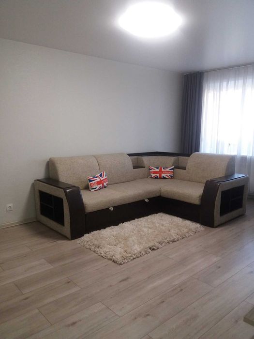 Сдам чистую,уютную 2х комнатную квартиру после ремонта.В Центре!