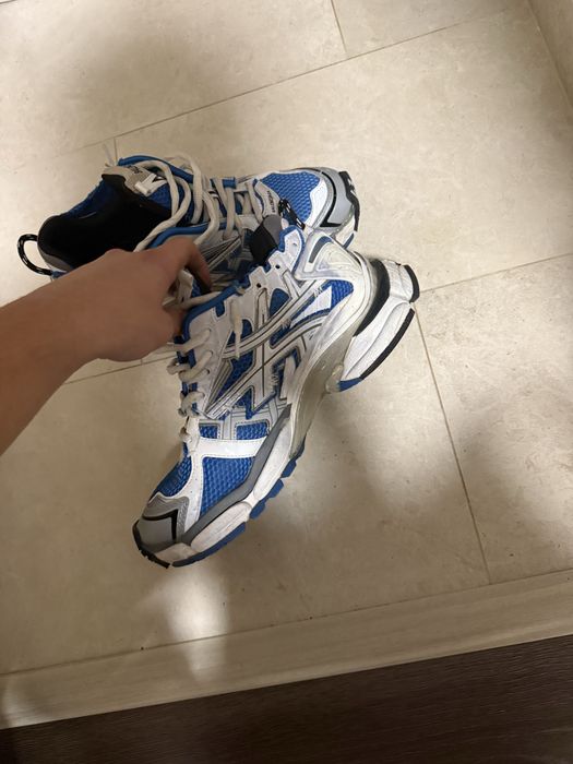 Balenciaga runner