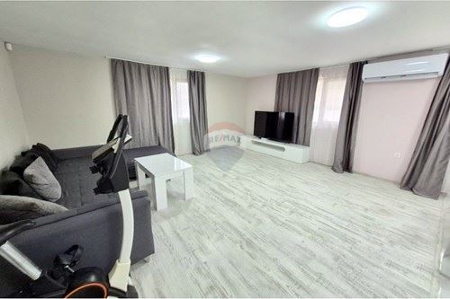 Продава се Къща в Варна, Галата - 730 кв.м за 343 €/кв.м - Снимка #4