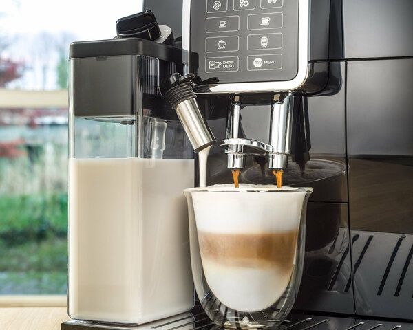 Автоматическая кофемашина DeLonghi Dinamica ECAM 350.55. B, черный