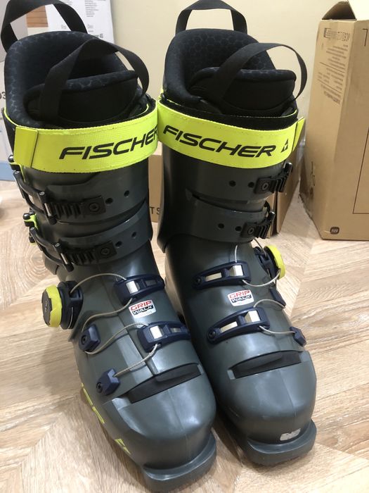 Горнолыжные ботинки Fischer RC4 110 MV BOA