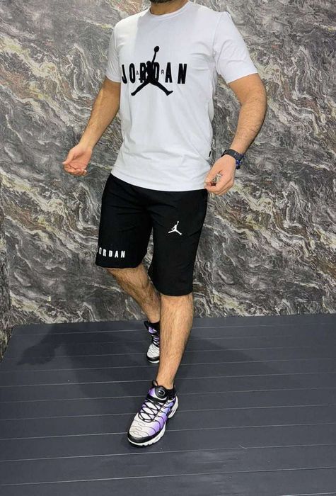 Compleu bărbați vara