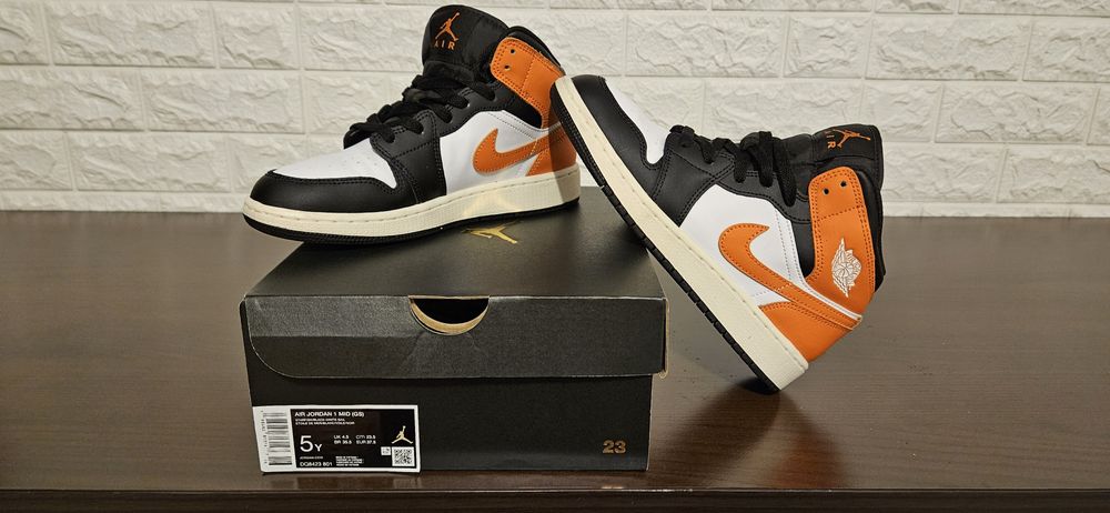 Air Jordan 1, marime 37.5