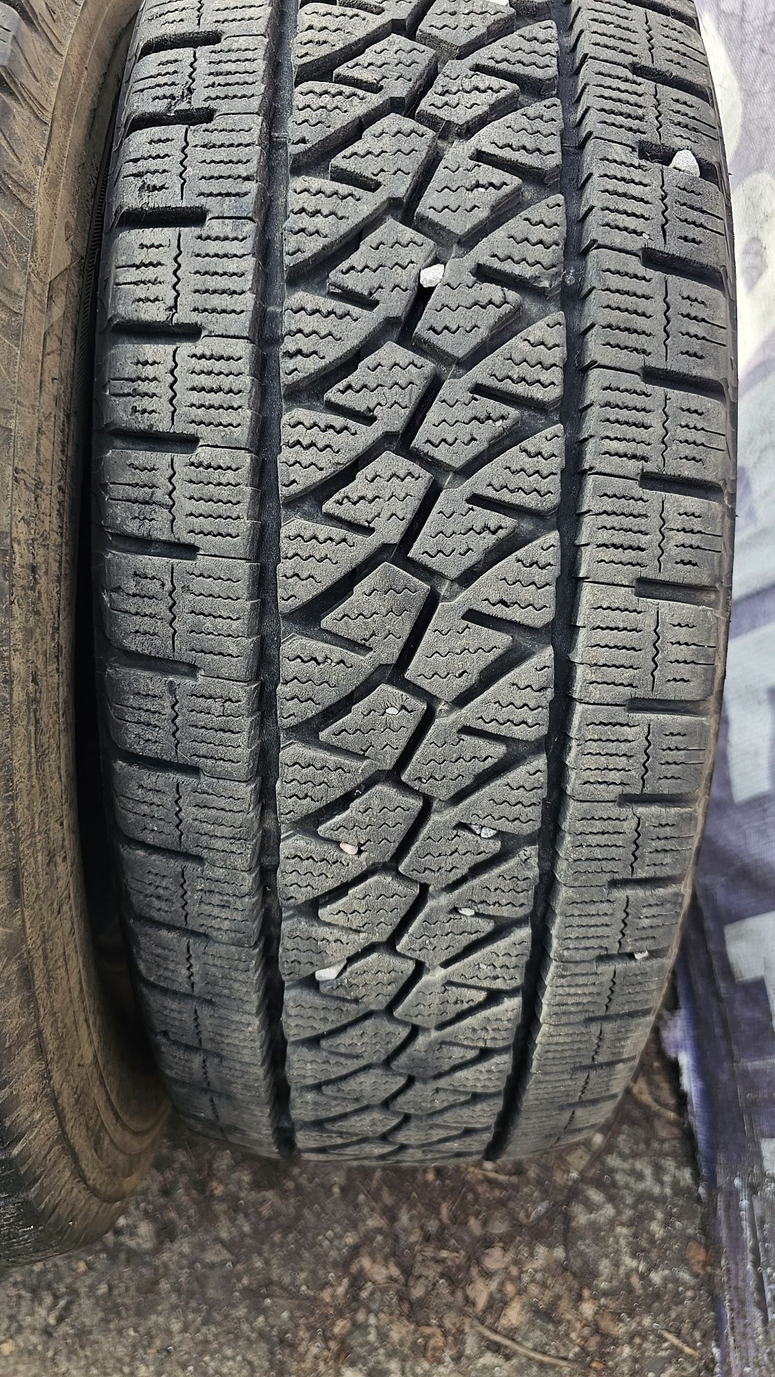 Зимни гуми за бус 235 65 R 16