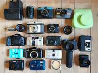 Lot aparate foto vechi functionale camere vintage pe film de colectie