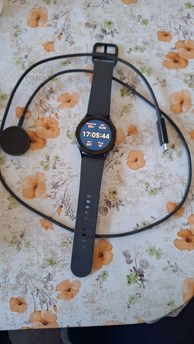 Смарт часы Самсунг Watch5, R900, 40 мм.









Смарт-часы Samsung Ga