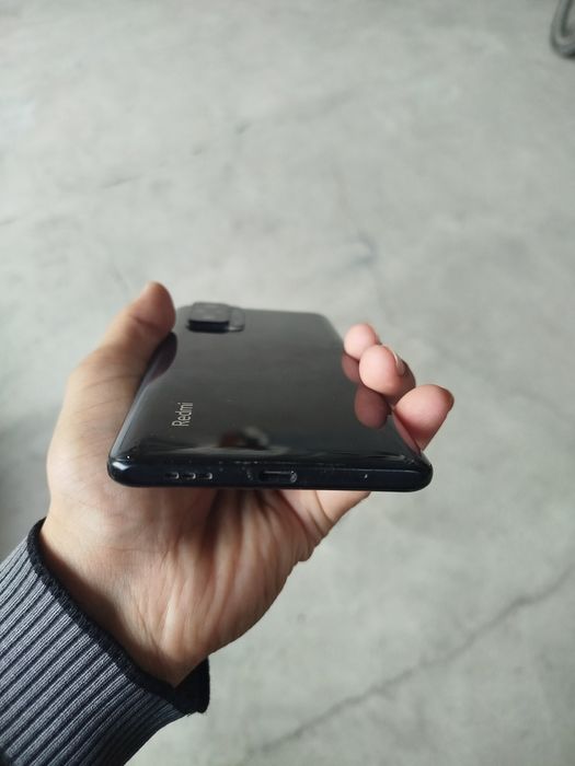 "Redmi Note 10 Pro 6 128 GB Yaxahi xolatda"
+9989“Redmi Note 10 Pro 6