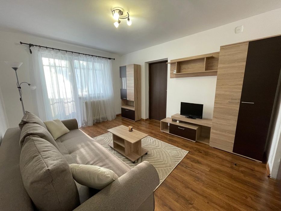 Închiriez apartament 2 camere – etaj 3, Dambu Pietros.