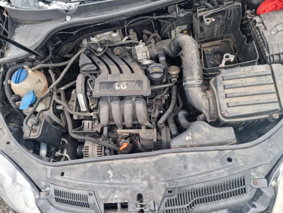 Wv golf 5 1.6 бензин 2006g