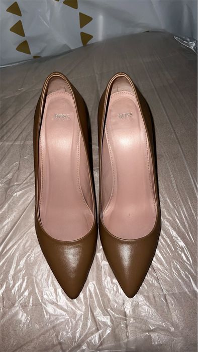 pantofi toc stiletto HUGO BOSS piele nat 37 nude crem bej cappuccino