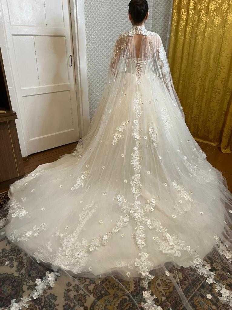 Шикарное Свадебное платье