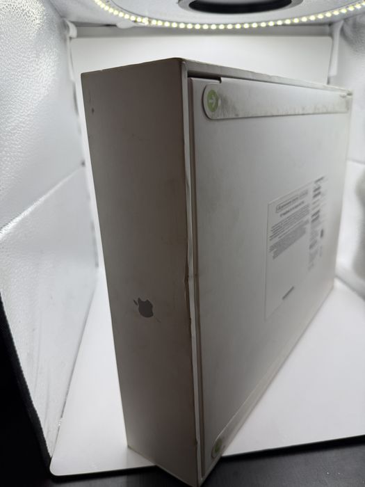 Macbook air M2 8+ 512 GB Sigilat