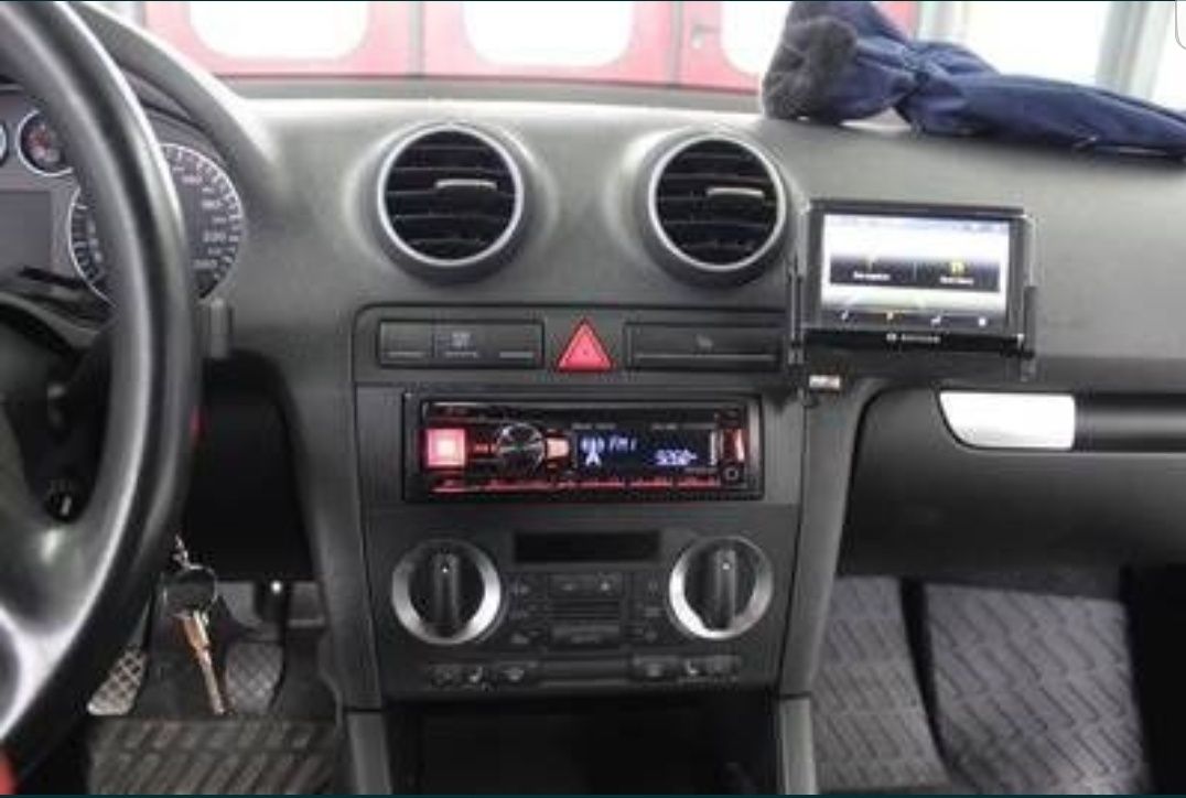 Rama adaptoare Audi A3 dupa 2003 cadru montaj radio CD aftermarket