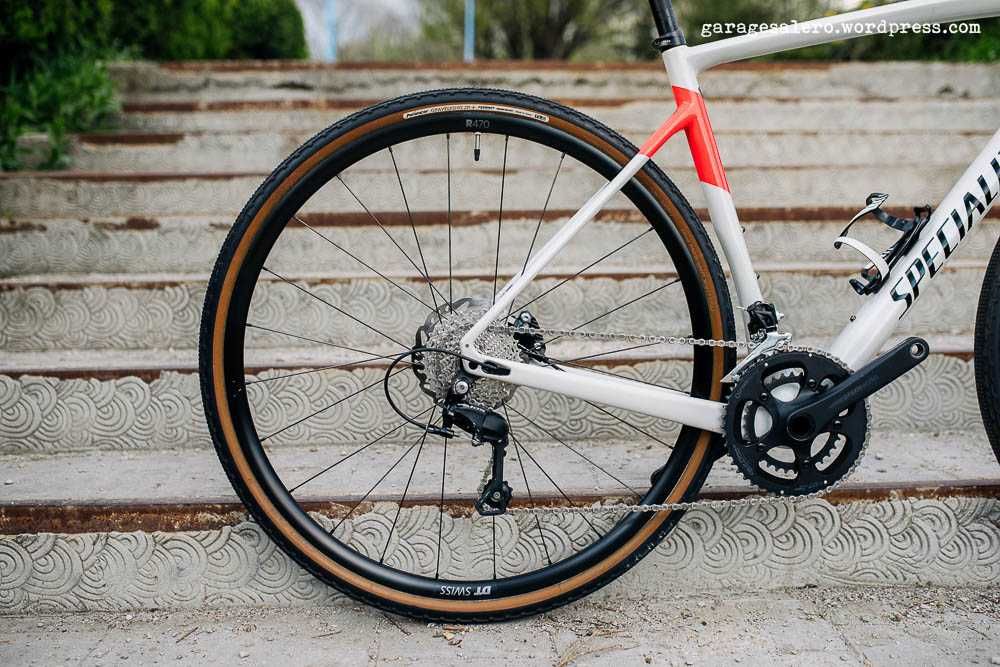 Gravel cursiera Specialized Diverge carbon SWorks DTSwiss Selle Italia