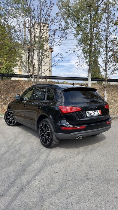 Audi Q5 Quattro Black Shadow