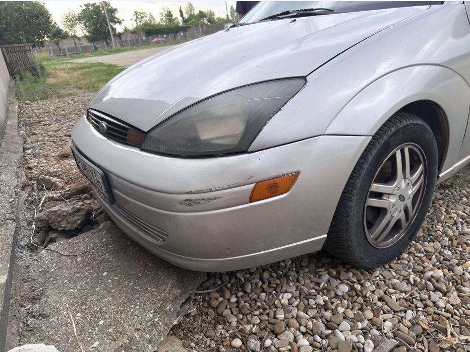 Vănd ford focus mk1 20 benzină cu toate actele valabile fiscal pe loc
