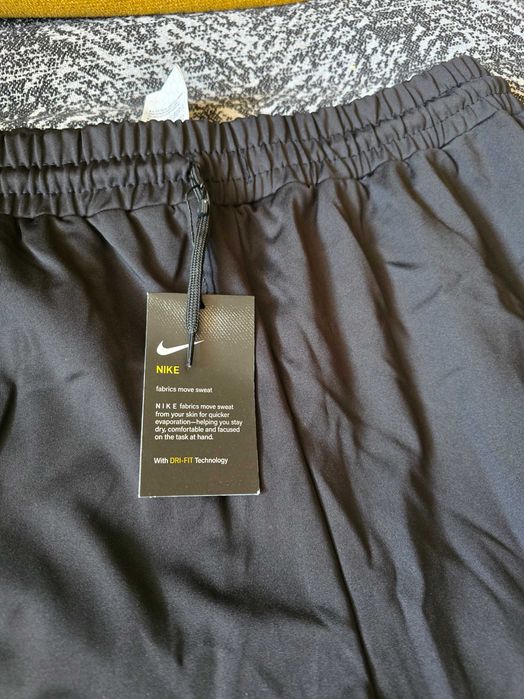 Мъжки спортен панталон NIKE