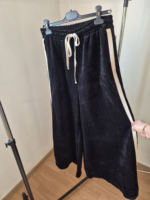 Pantaloni catifea raiata de dama