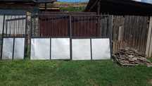 Vând poartă metalică cu tablă de aluminiu