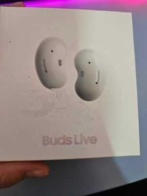 Samsung buds live - Почти чисто нови.