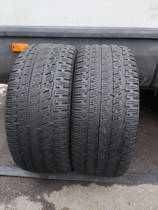 2бр зимни гуми 245/45/18 Kumho
6mm
Без лепенки и кривини
цена 99лв за