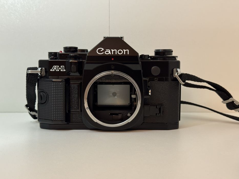 Aparat Canon A1 - SLR, conditii excelente