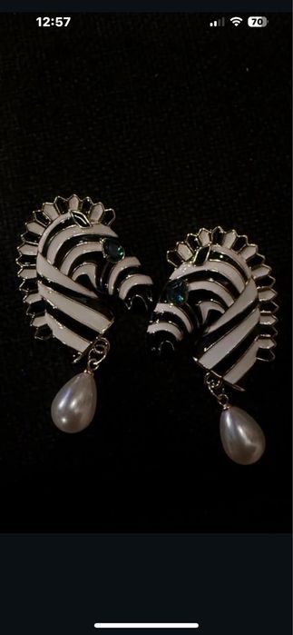 Дизайнерски бижута Schiaparelli .Моля разгледайте и другите предложени