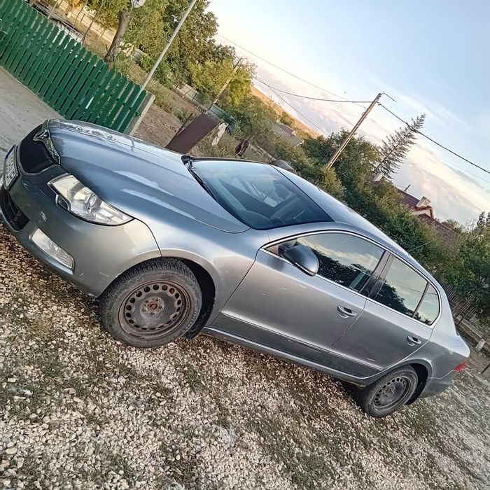 Vând sau schimb skoda superb