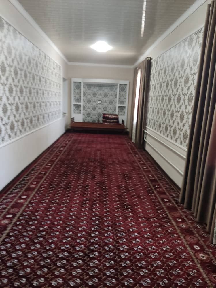 Uy 6 xonali, remont yaxshi