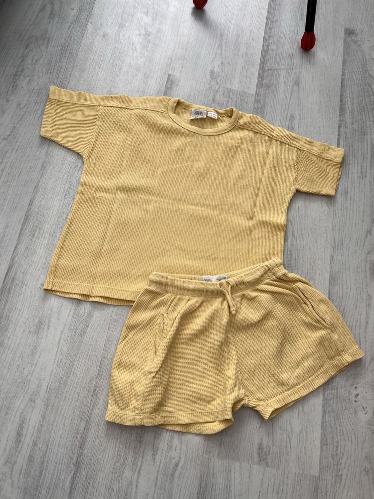 Trening Zara , set Zara , pantaloni si tricou Zara , 4-5ani , 110