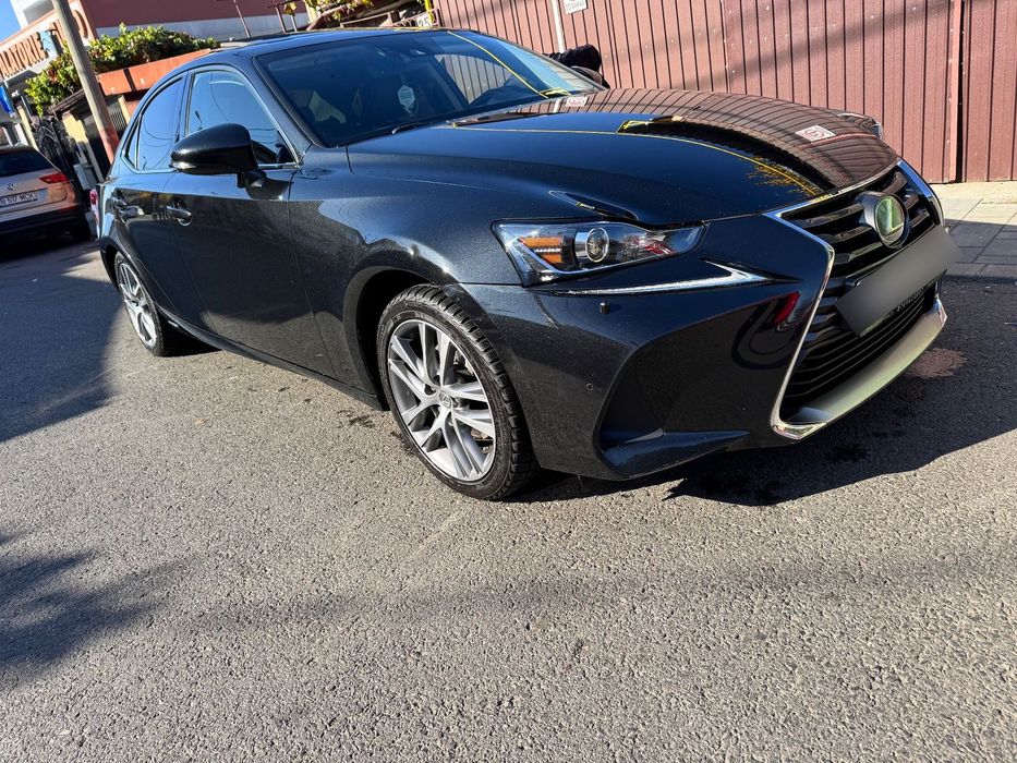 Lexus Seria IS Lexus IS300h – An 2020 – 77.000 km