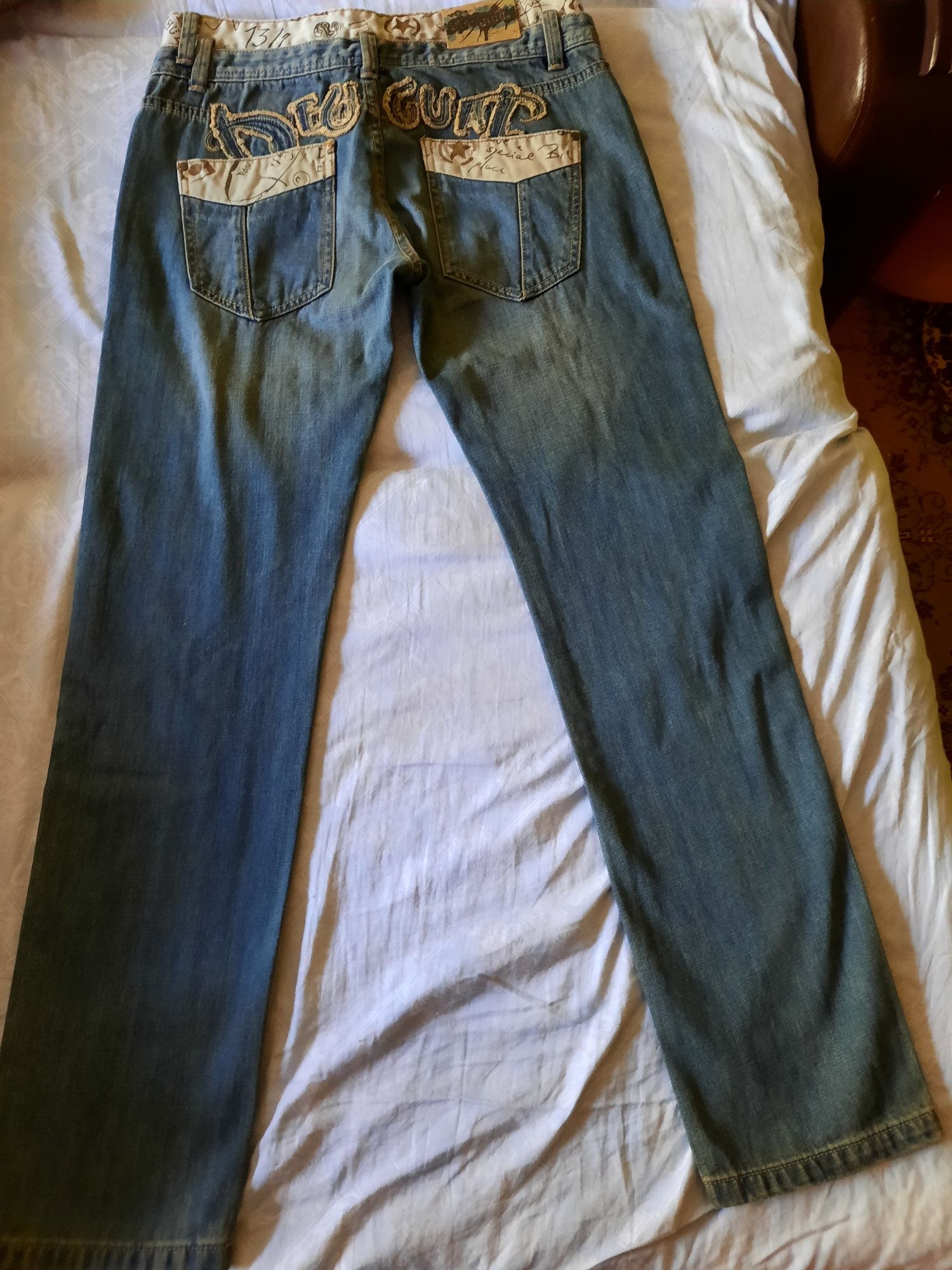 Blugi Desigual Noi, model The Hapy Jeans, regular fit, 32/34, Italia