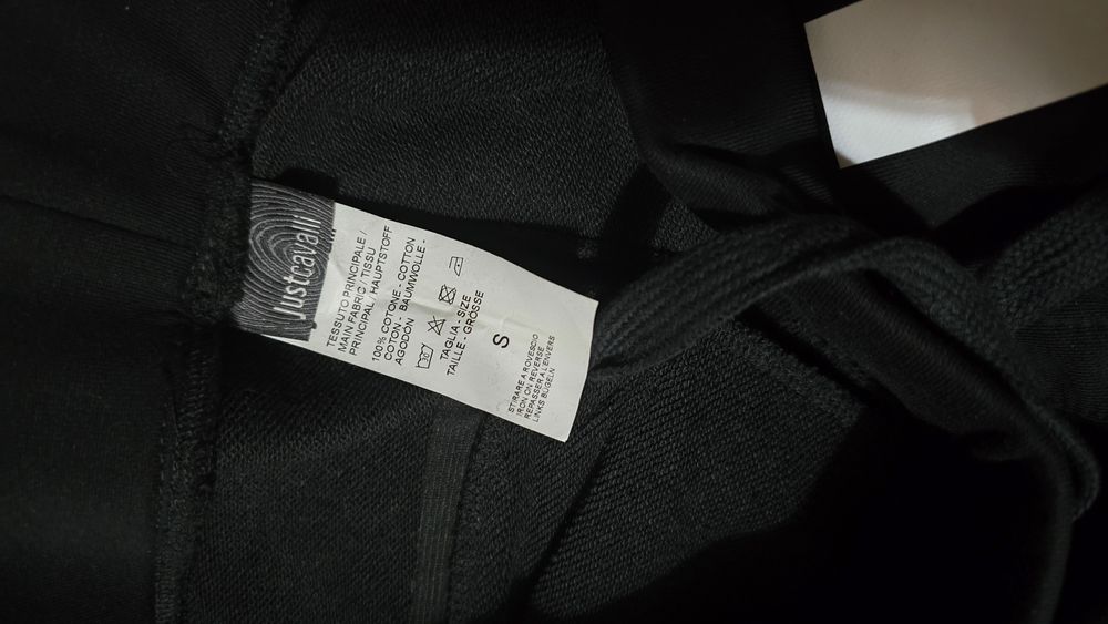 Екип Just Cavalli