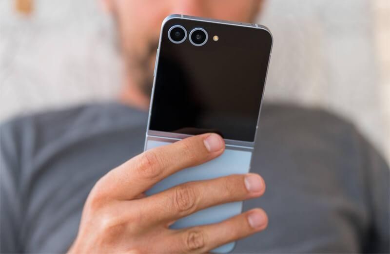 Samsung Galaxy Flip 6 12/256гб