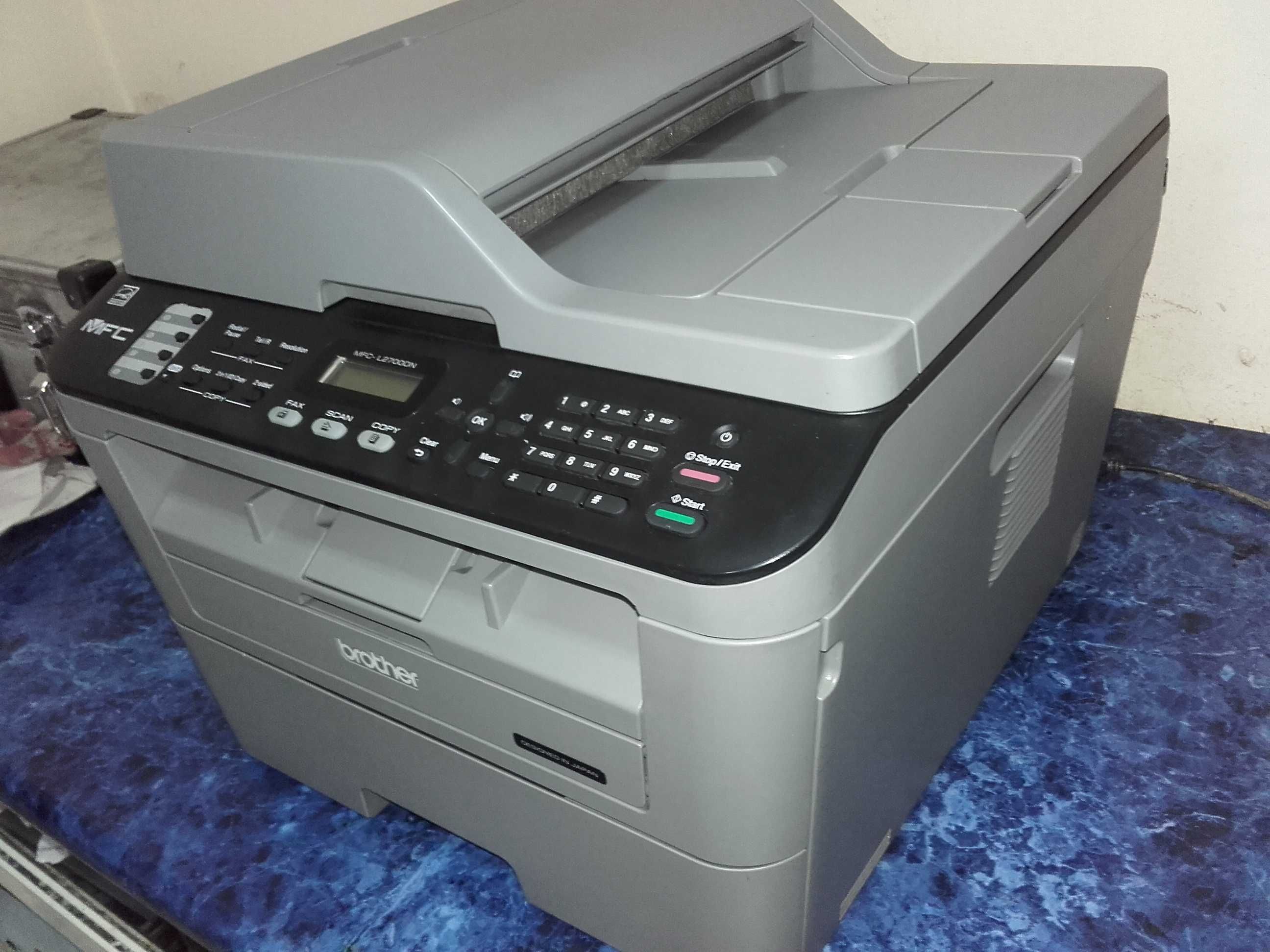 Отличен! Безжичен Wi-Fi лазерен принтер 3 в 1 Brother MFC L2700DW